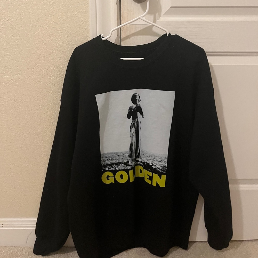 HARRY STYLES GOLDEN SWEATSHIRT